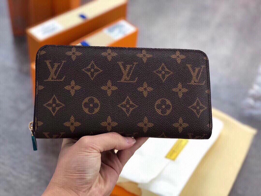Louis Vuitton wallet in Brown Monogram