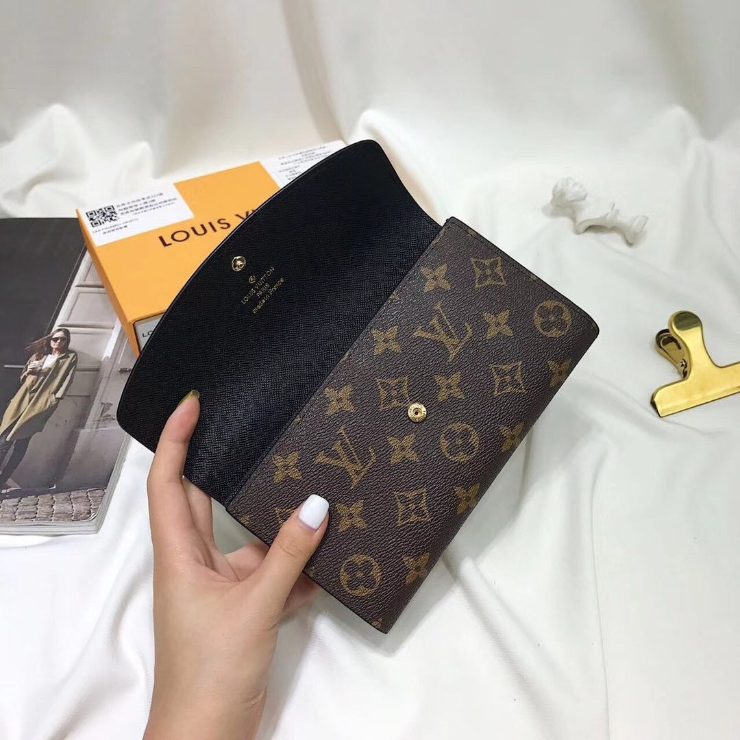 Louis Vuitton Wallet Brown Button Monogram