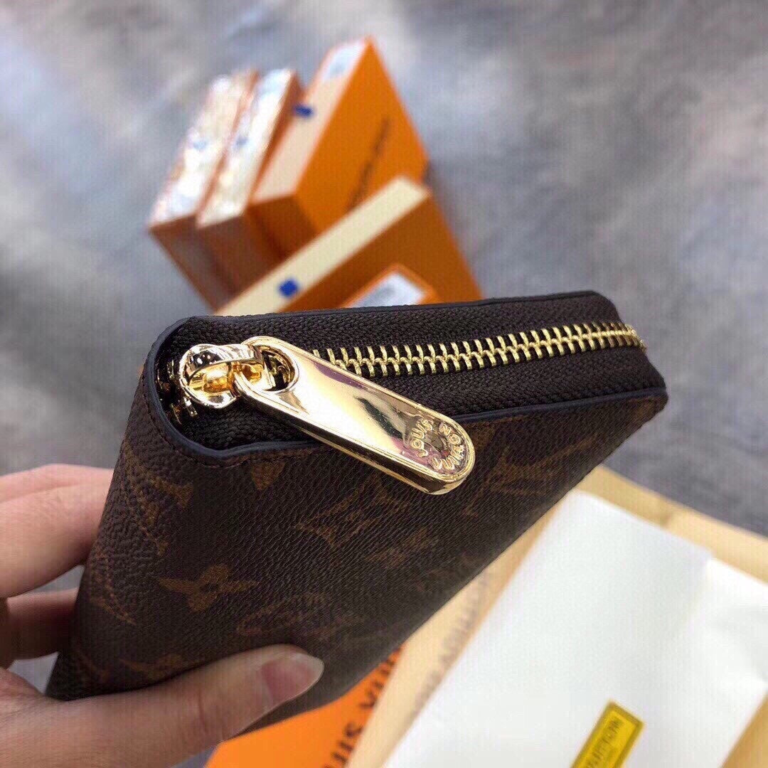 Louis Vuitton wallet in Brown Monogram
