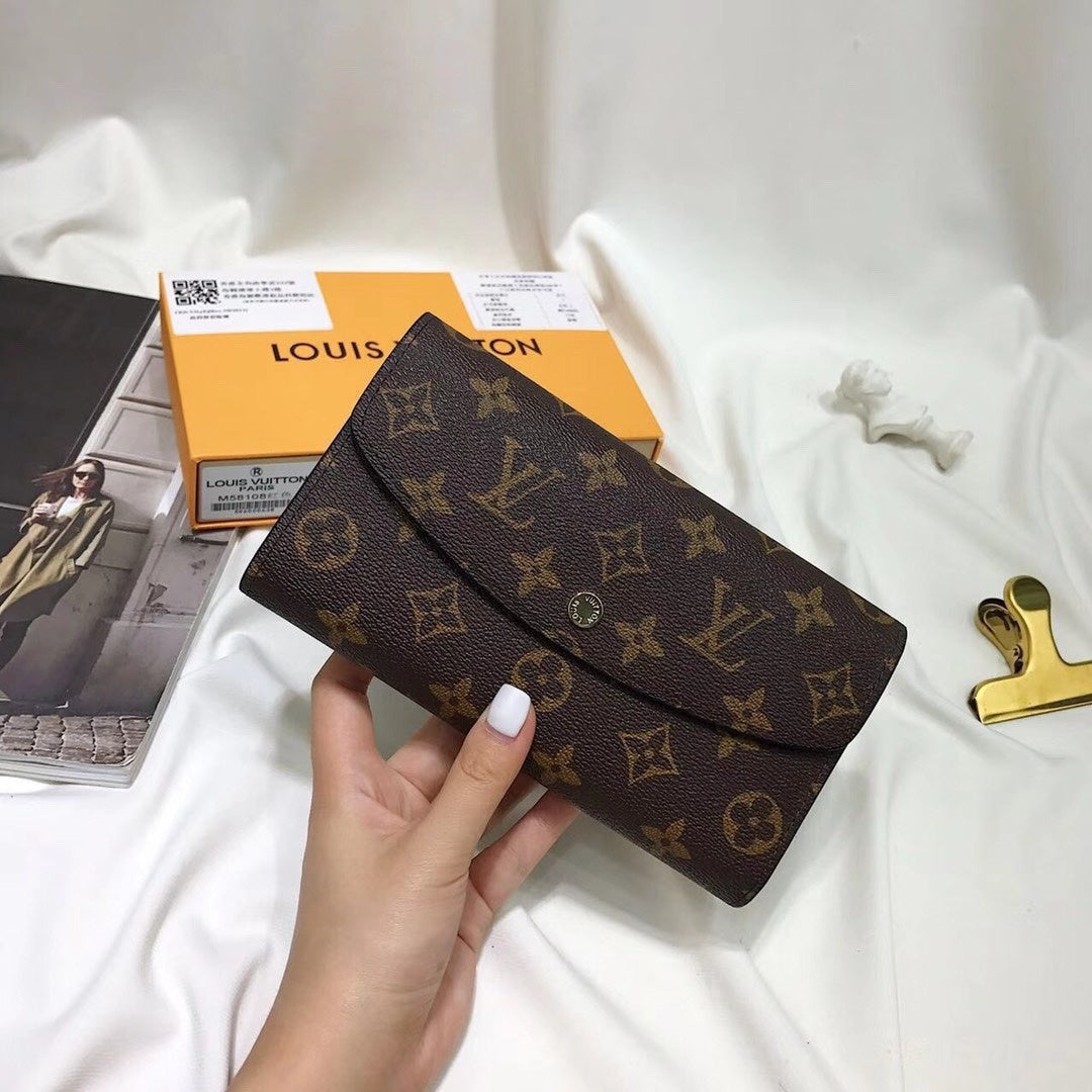 Louis Vuitton Wallet Brown Button Monogram