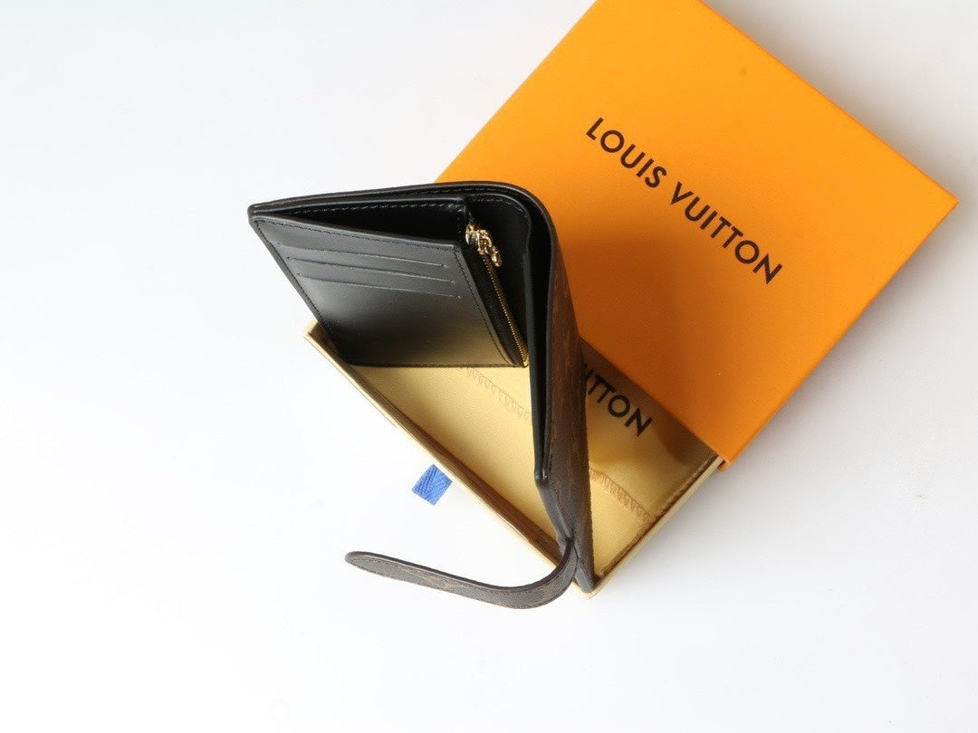 Louis Vuitton Wallet Monogram Mini Agenda Cover