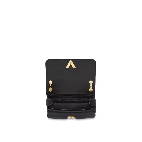 Very Chain Bag