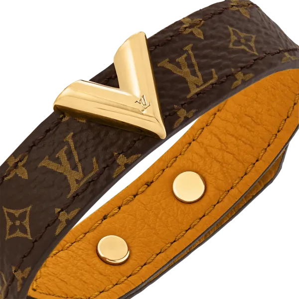 Essential V Bracelet
