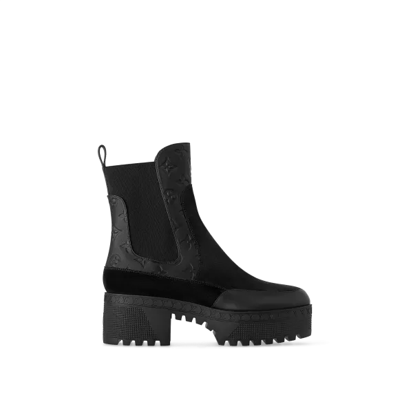 Laureate Platform Chelsea Boot