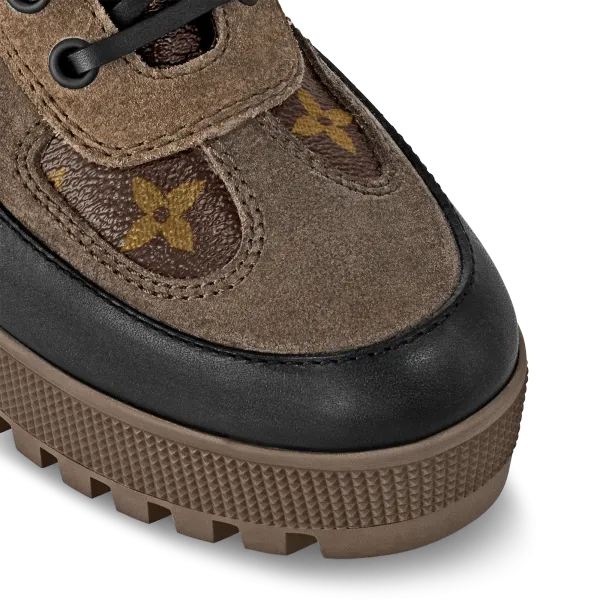 Laureate Platform Desert Boot