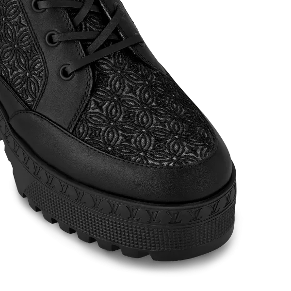 Laureate Platform Desert Boot