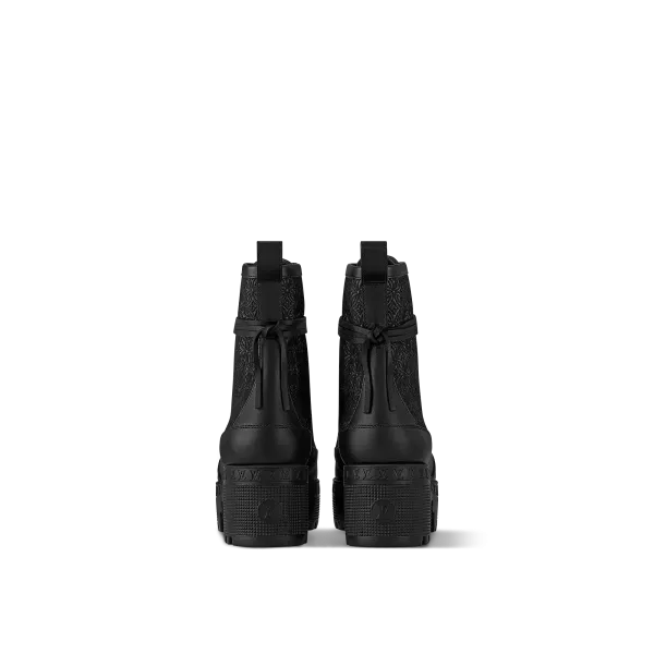 Laureate Platform Desert Boot