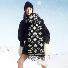 LV 3D Scarf