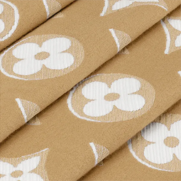 LV Essential Shine Scarf