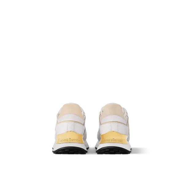 Neo Run Away Sneaker