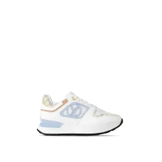 Neo Run Away Sneaker