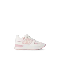 Neo Run Away Sneaker