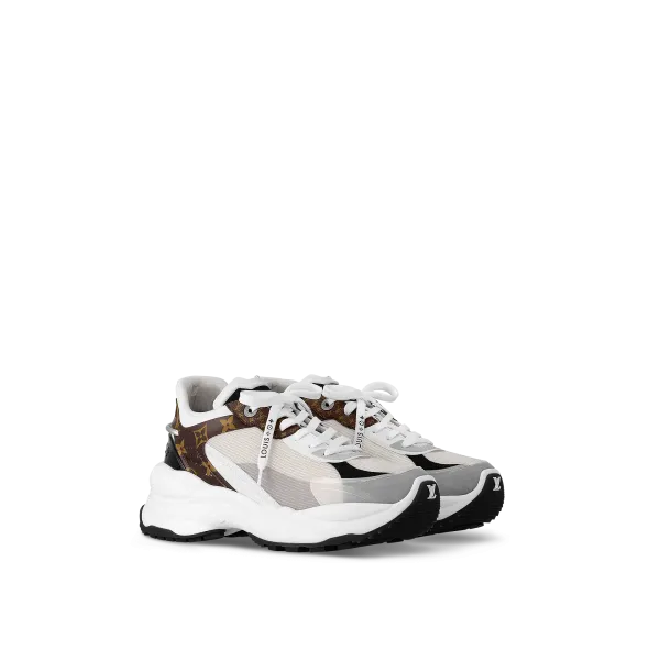 Run 55 Sneaker