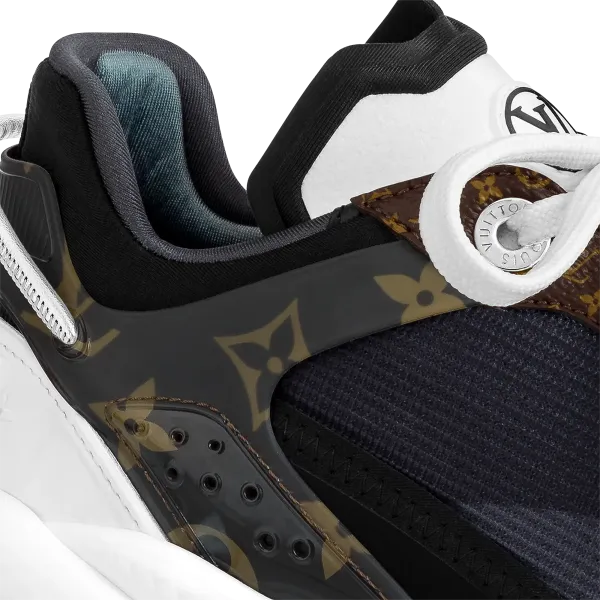 Run 55 Sneaker