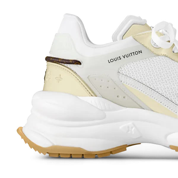 Run 55 Sneaker
