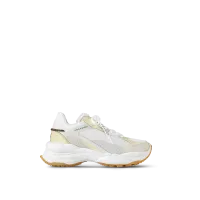 Run 55 Sneaker