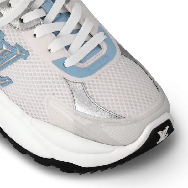 Run 55 Sneaker