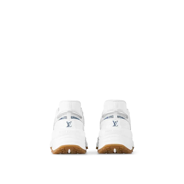 Run 55 Sneaker
