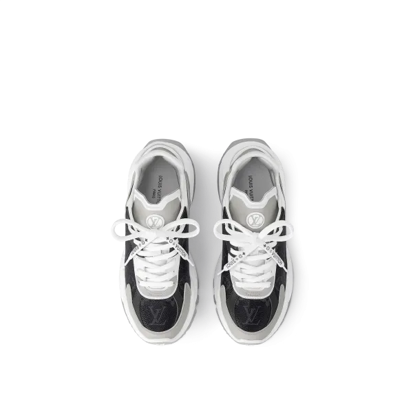Run 55 Sneaker