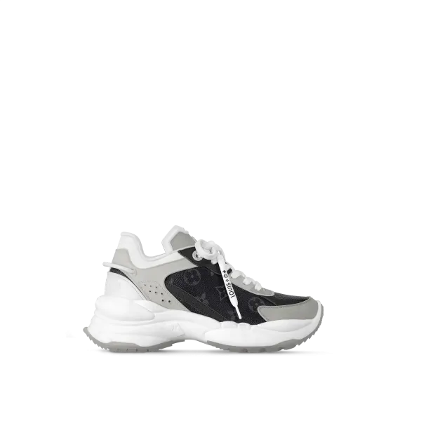 Run 55 Sneaker