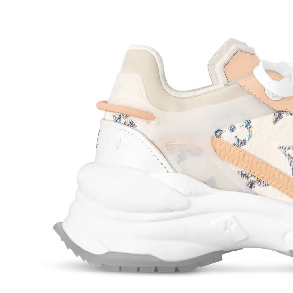 Run 55 Sneaker