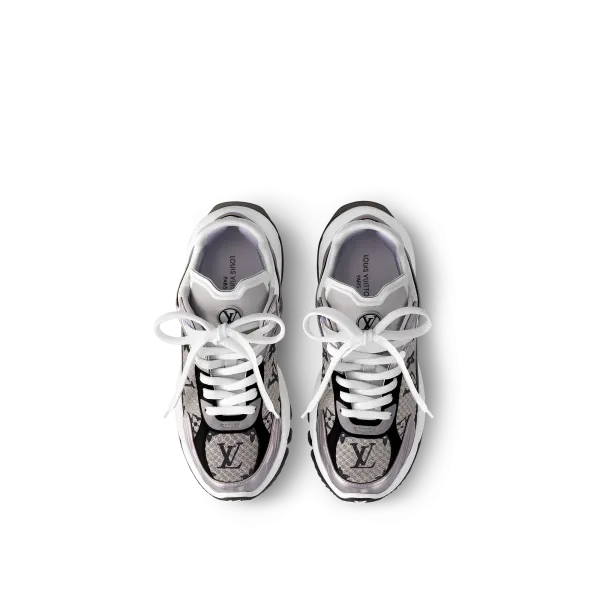 Run 55 Sneaker