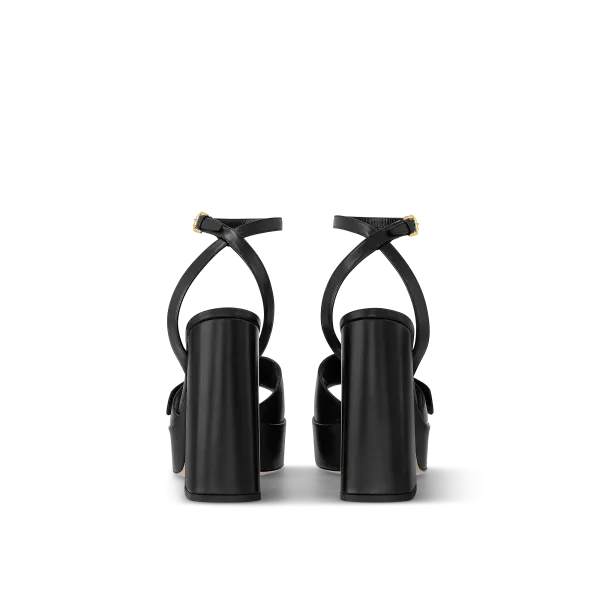 Shake Platform Sandal