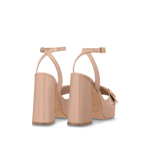 Shake Platform Sandal