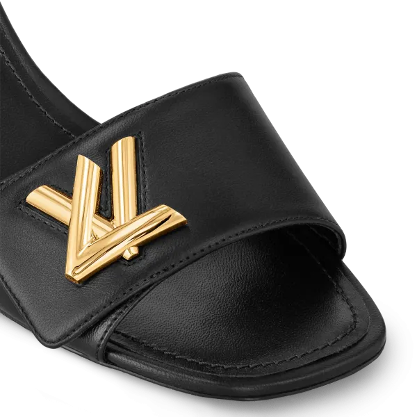 Shake Sandal