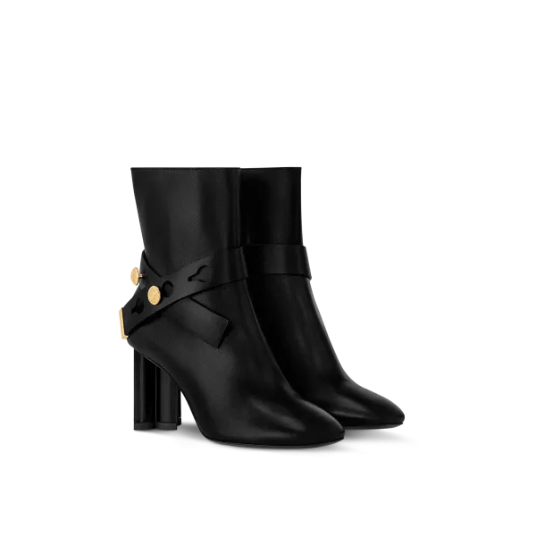 Silhouette Ankle Boot