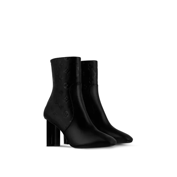 Silhouette Ankle Boot
