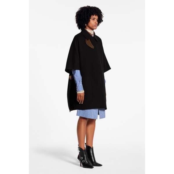 Cape With Chin Strap