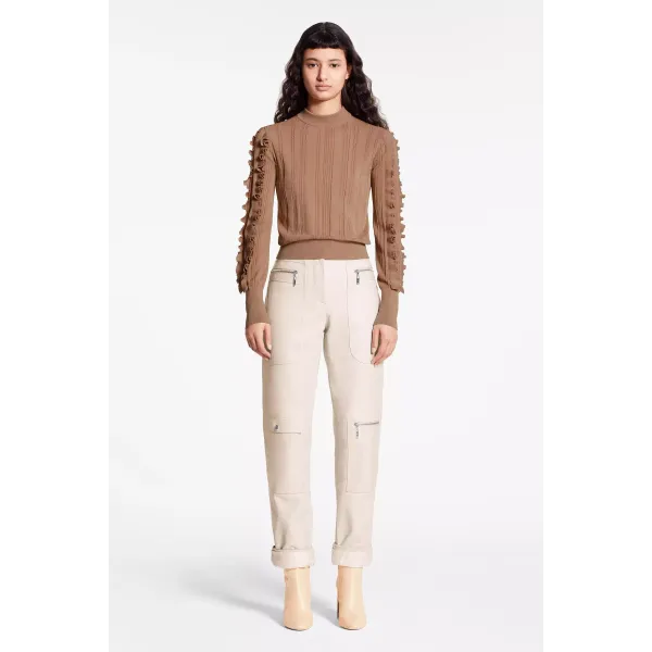 Long Sleeved Pullover With Frills