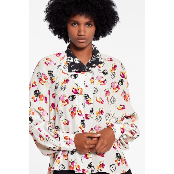 Long Sleeved Shirt With Asymmetric Opening And Collar