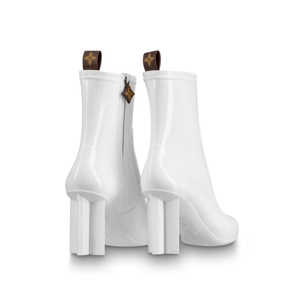 Silhouette Ankle Boot