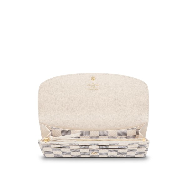 Emilie Wallet