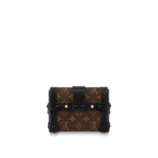 Essential Trunk