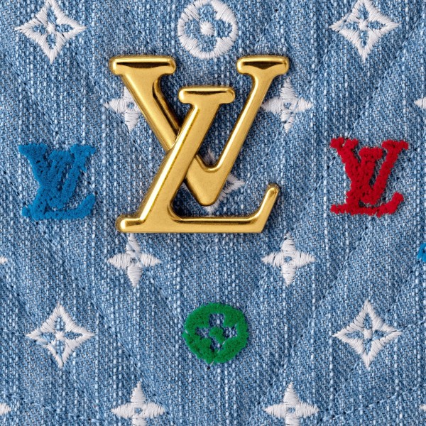 Louis Vuitton New Wave Zipped Pochette